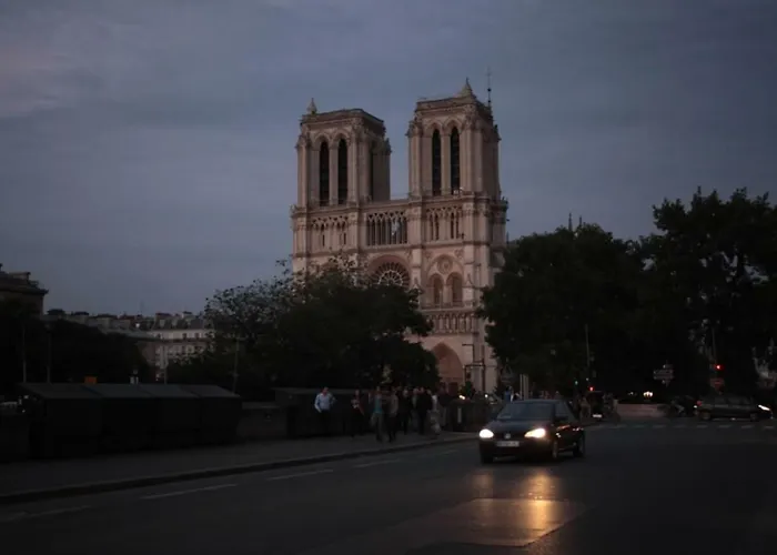 Appartement Saint Michel Notre Dame à Paris